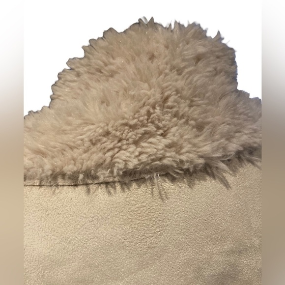 Sam Edelman - Women’s Vegan Fur Lined Vest - Picture 8 of 16